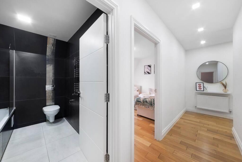 Roomy One Bed Loft Apartment Bishop's Stortford Dış mekan fotoğraf